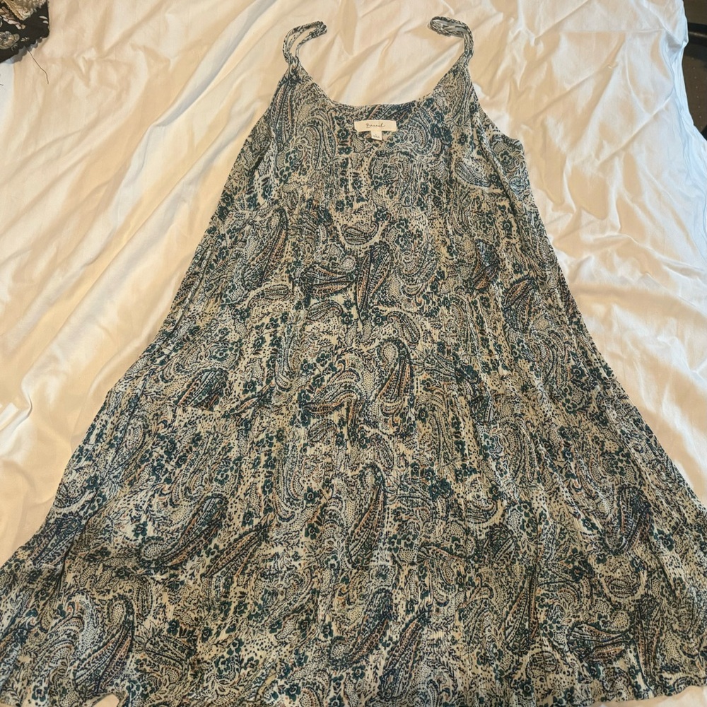 Becaal brand flowy dress size large ￼